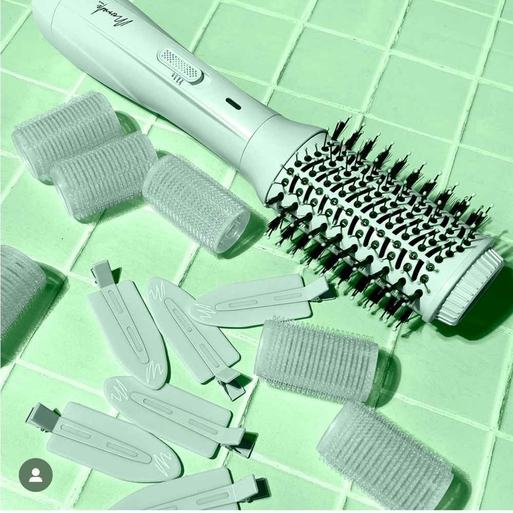 Mermade Hair That's Mint blowout Kit - Picture 8 of 14